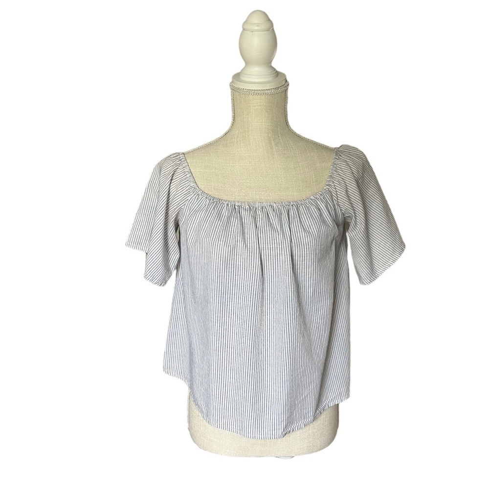 • Express • Pinstripe Off the Shoulder Top - Picture 7 of 9